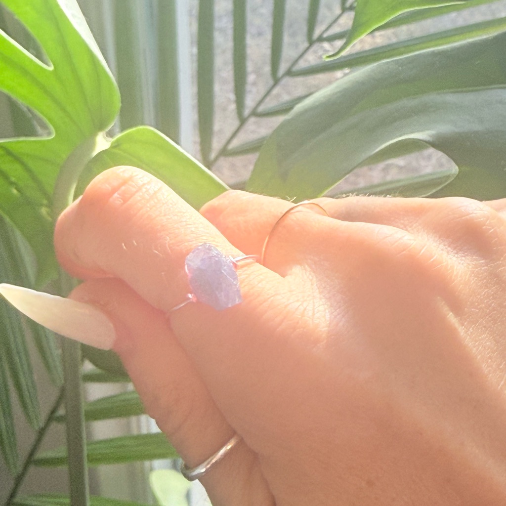 Elegant Lavender Tanzanite Ring